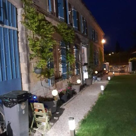 La Charentaise Des Lilas Saint-Léger Eksteriør billede